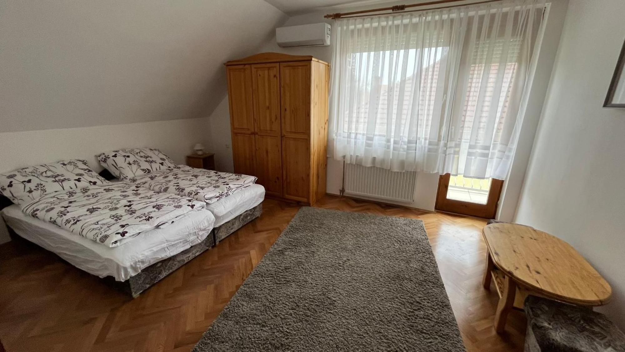 Bözsi Apartman Sárvár Dış mekan fotoğraf