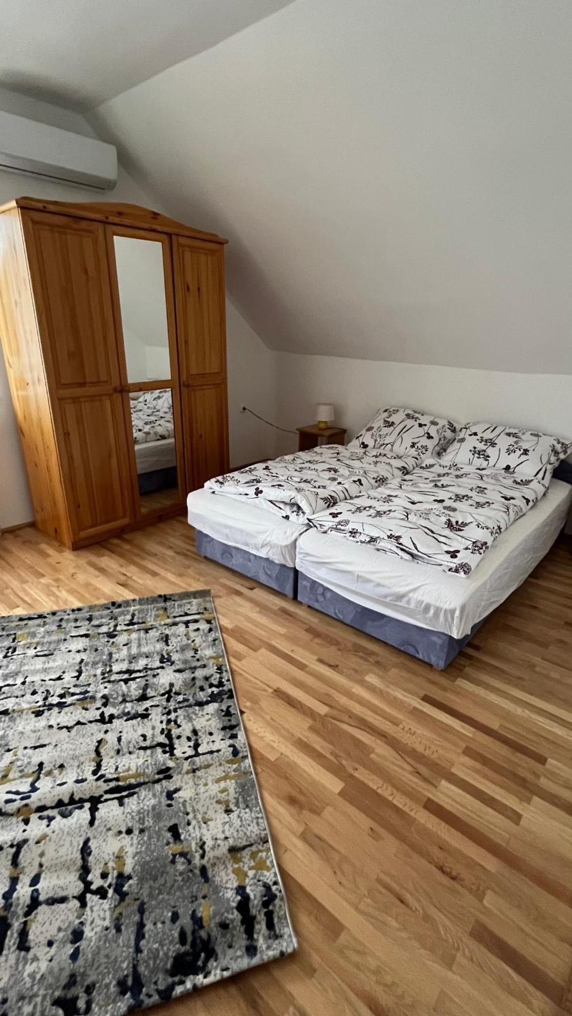 Bözsi Apartman Sárvár Dış mekan fotoğraf