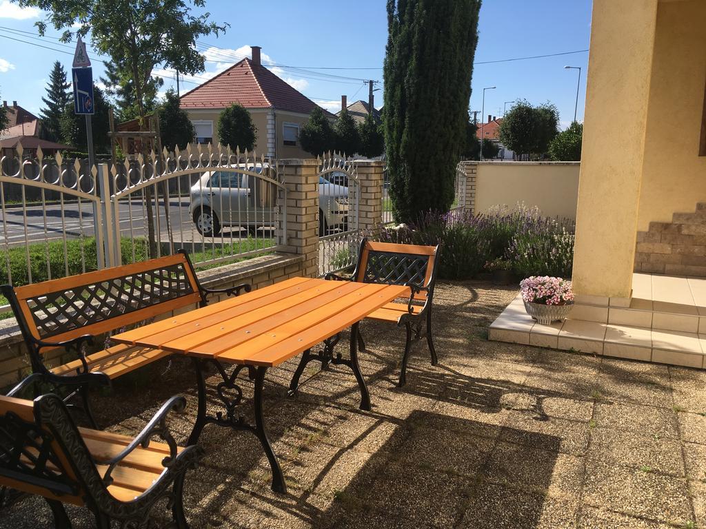 Bözsi Apartman Sárvár Dış mekan fotoğraf